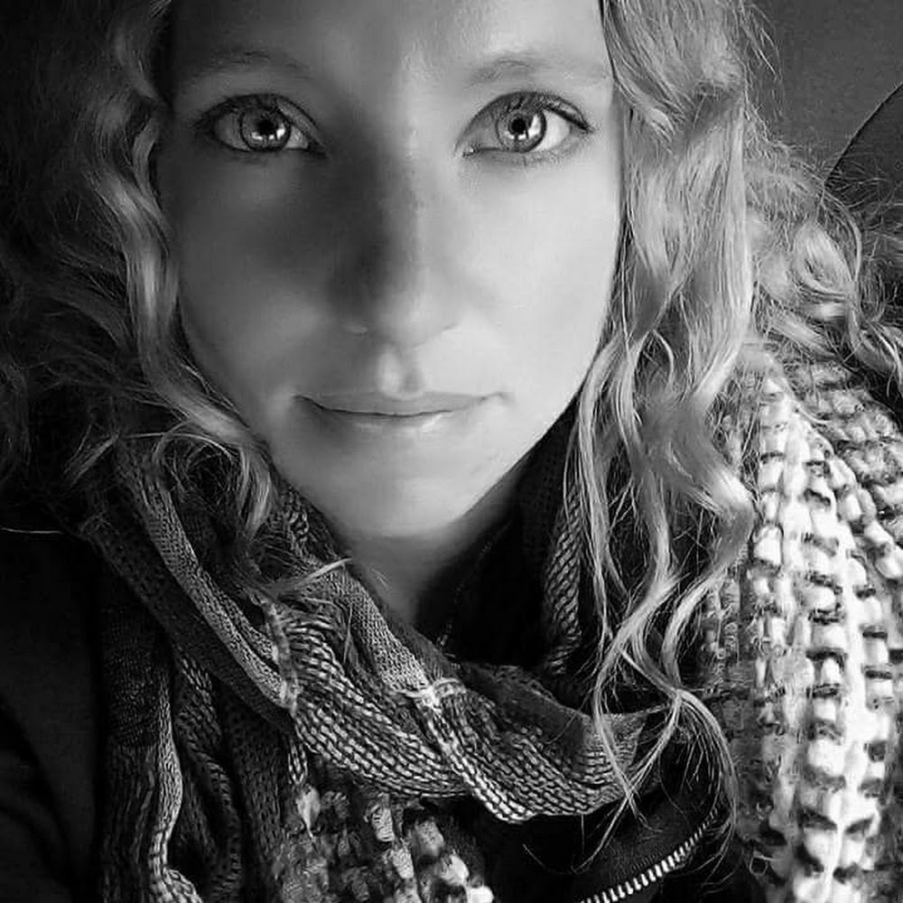 Meet your Posher, Dawn eve